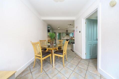 Breakfast / Kitchen