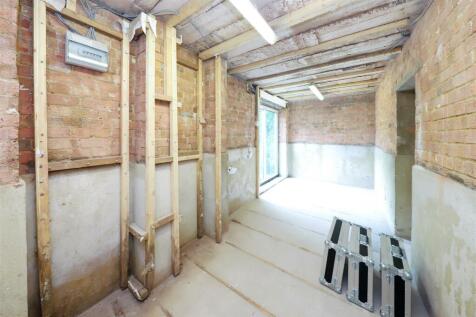 Storage / Workshop