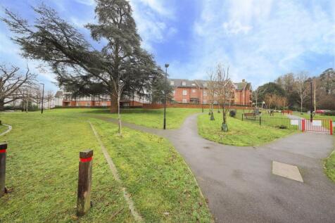 Communal Grounds