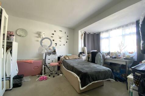 Bedroom Three,Lounge.jpg