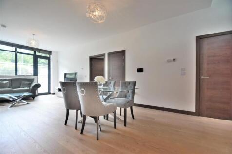 Dining area.jpg