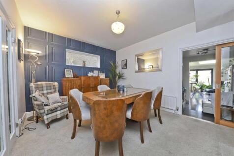 Dining room 2.JPG
