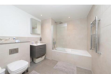 En suite bathroom.jpeg