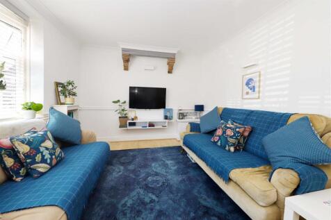 Living area 2