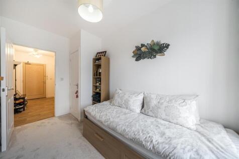 Second bedroom 3