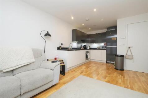 Living Room/Kitchen