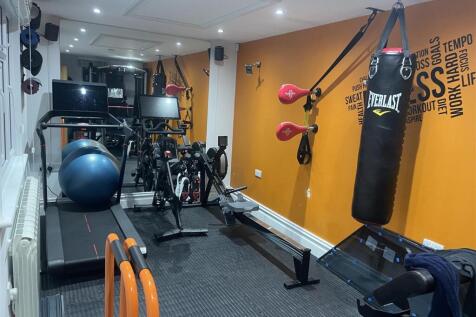 Gym 1.jpeg