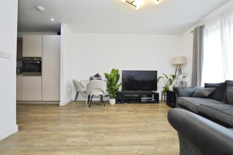 Open Plan Living, Dining Kitchen
