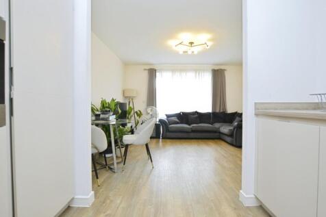 Open Plan Living, Dining Kitchen