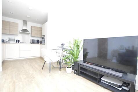 Open Plan Living, Dining Kitchen