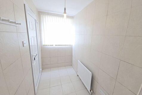 Utility Room / Rear Porch