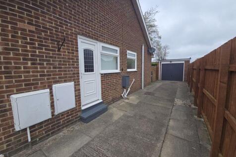 Driveway/Garage 