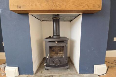Feature Log Burner