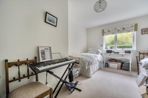 1345253-8-68b721e...