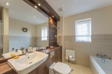 22 Furber Close-040.JPG