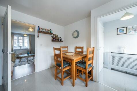 23 Hazelhurst Way-003.jpg