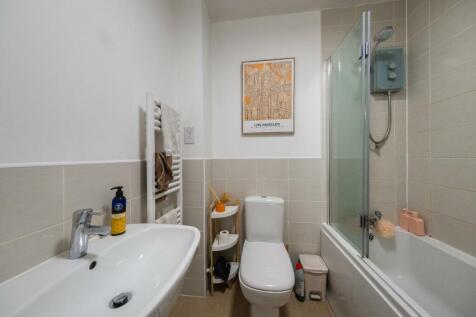 23 Hazelhurst Way-018.jpg