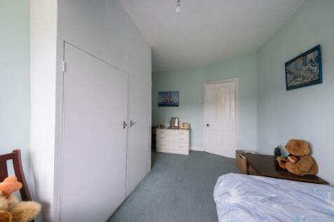 126 Vicars Cross Road-025.jpg