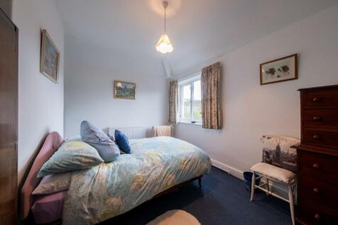 126 Vicars Cross Road-026.jpg
