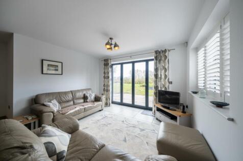 Oakmead Lodge-014.jpg