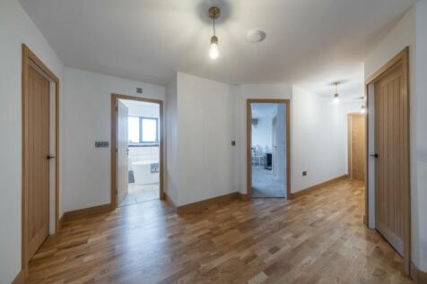 Oakmead Lodge-054.jpg
