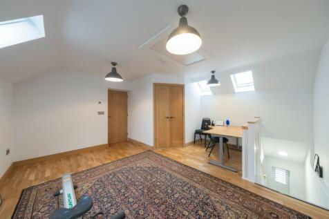 Oakmead Lodge-057.jpg