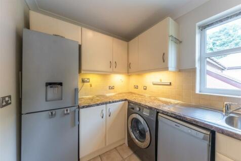 8 Rathbone Park-006.jpg