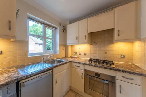 8 Rathbone Park-007.jpg