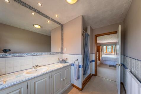 Meadow Croft-032.jpg