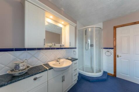 Meadow Croft-041.jpg