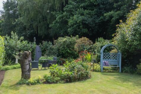 Meadow Croft-056.jpg