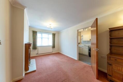 17 Rathbone Park-002.JPG