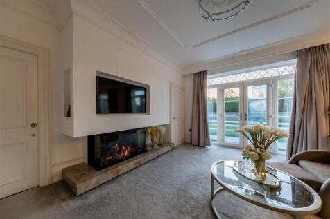 Mulberry House-2-004.JPG