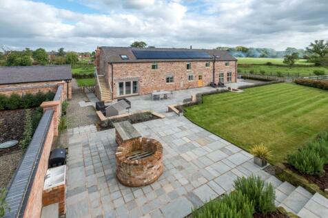 Broomhill Barn-019.jpg