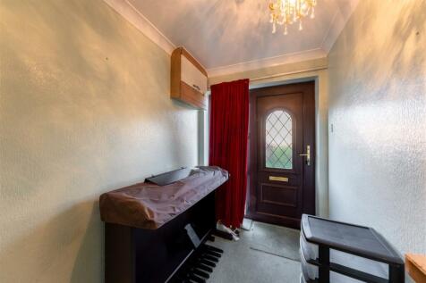 12A Eaton Road-009.jpg