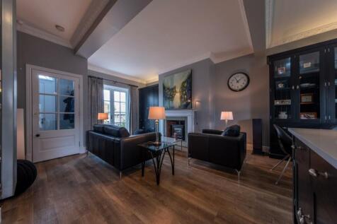 Open Plan Family Dining Breakfast Kitchen