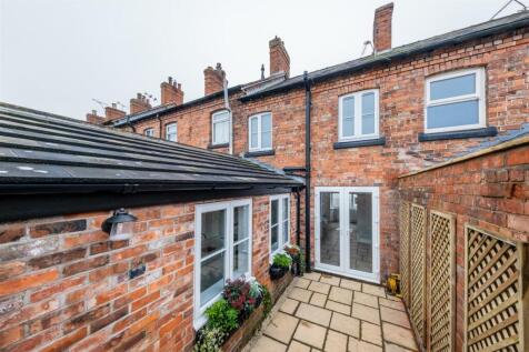 2 Coronation Terrace-038.jpg