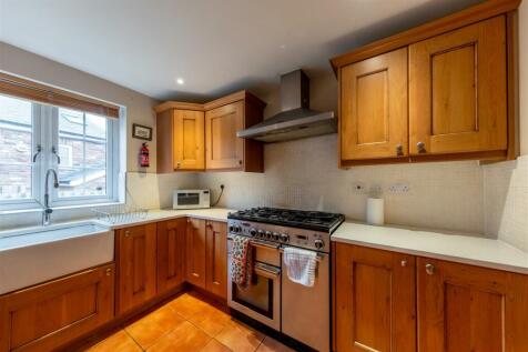 26A Forest Road-002.jpg