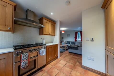 26A Forest Road-003.jpg