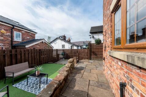 Autumn Cottage-014.JPG