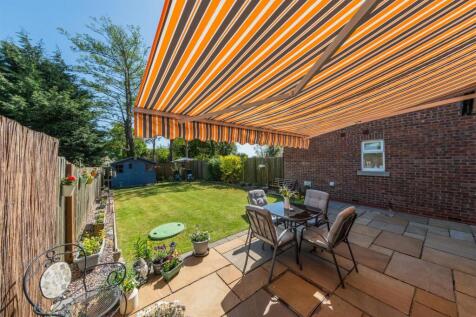 6 Gowy Court-3-004.JPG