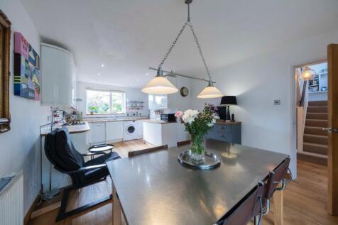 18 Bowmere Road-002.JPG