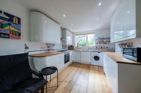 18 Bowmere Road-003.JPG