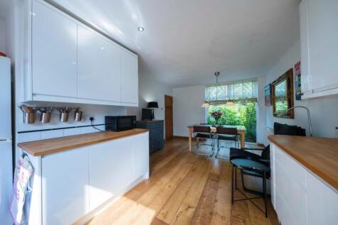 18 Bowmere Road-005.JPG