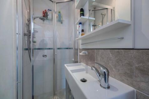 18 Bowmere Road-019.JPG