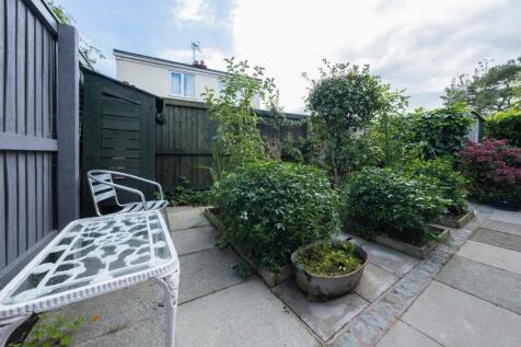 18 Bowmere Road-029.JPG