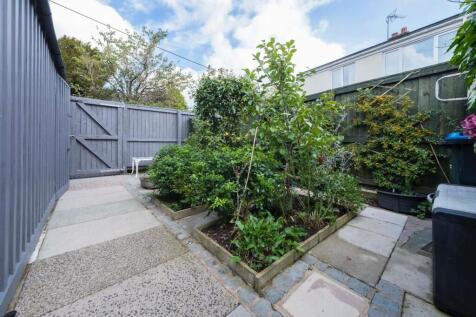 18 Bowmere Road-030.JPG