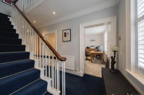 Laburnum House-031.JPG