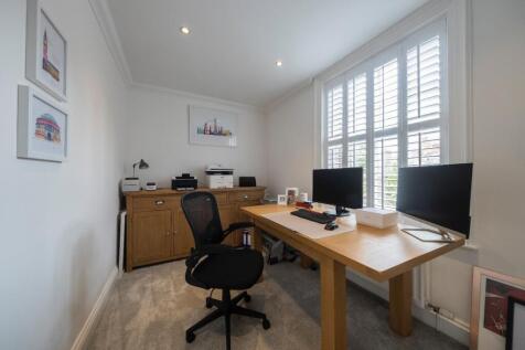 Laburnum House-023.JPG