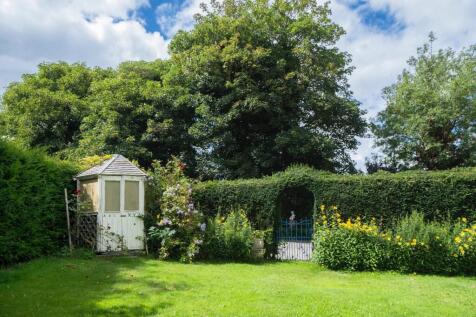 Laburnum House-047.JPG